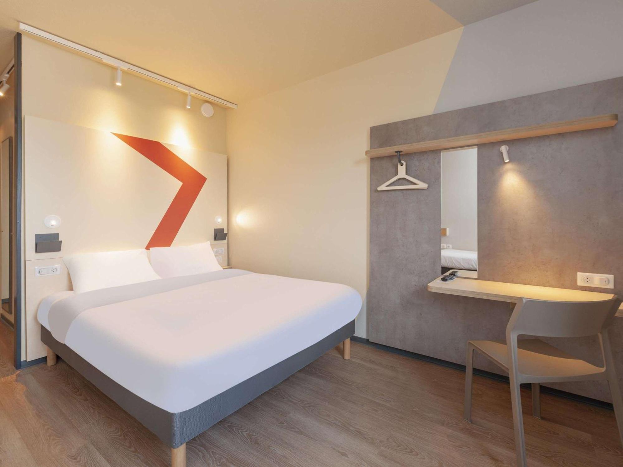Ibis Budget Mont De Marsan Luaran gambar